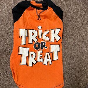Dog Cart Pet Trick or Treat Halloween shirt 16.5" x 12"